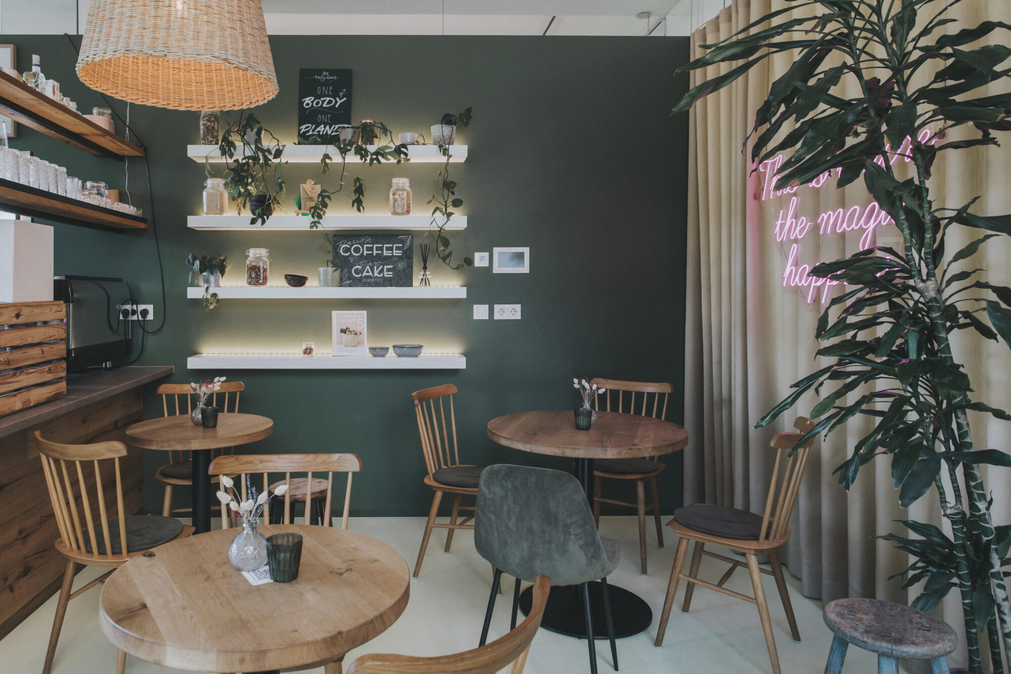 nude augsburg restaurant cafe standort location sitzplätze